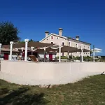 Apartahotel Montefiore Country 4*
